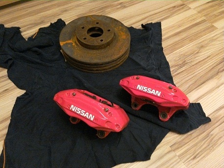 Nissan Skyline R33 Brake calipers , pads and disk